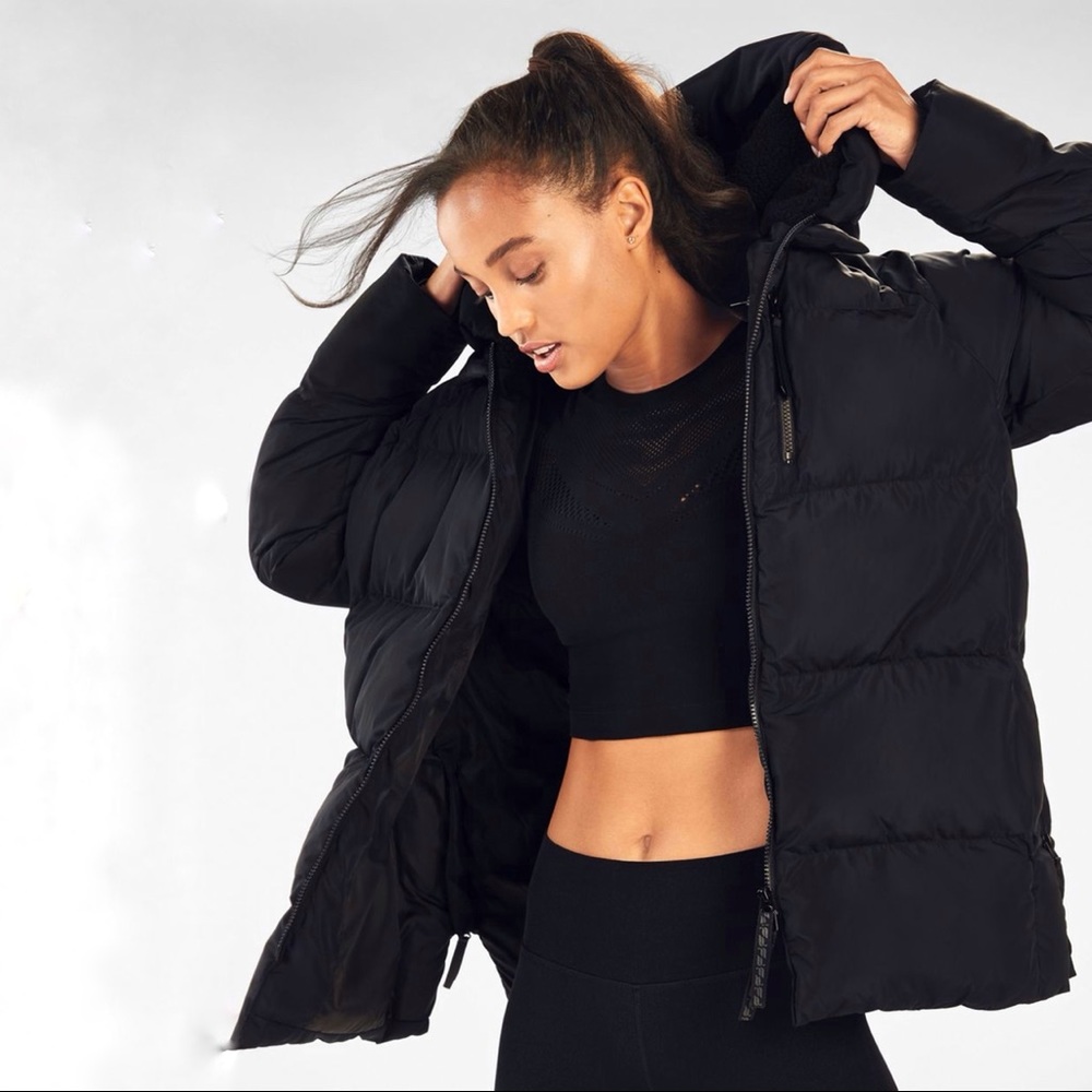Fabletics Voyage Black Puffer Jacket Size S